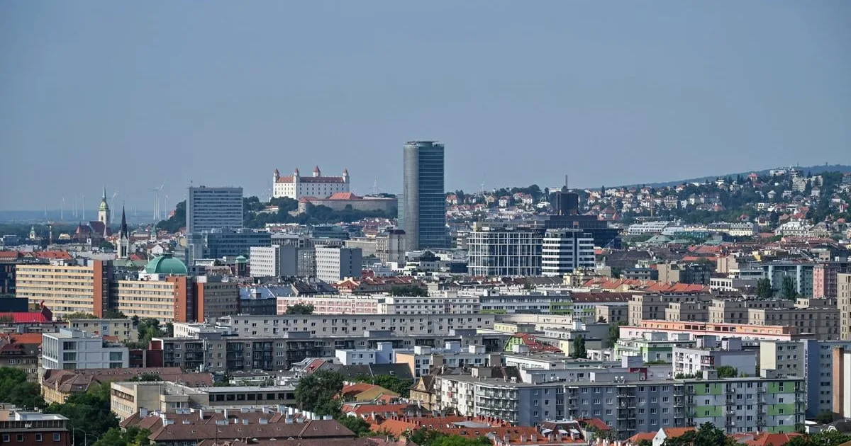 Plat primátora určí zákon, poslanci môžu pridať tisíce eur