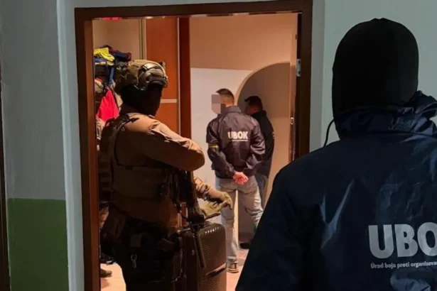Polícia zakročila proti podozrivému páru