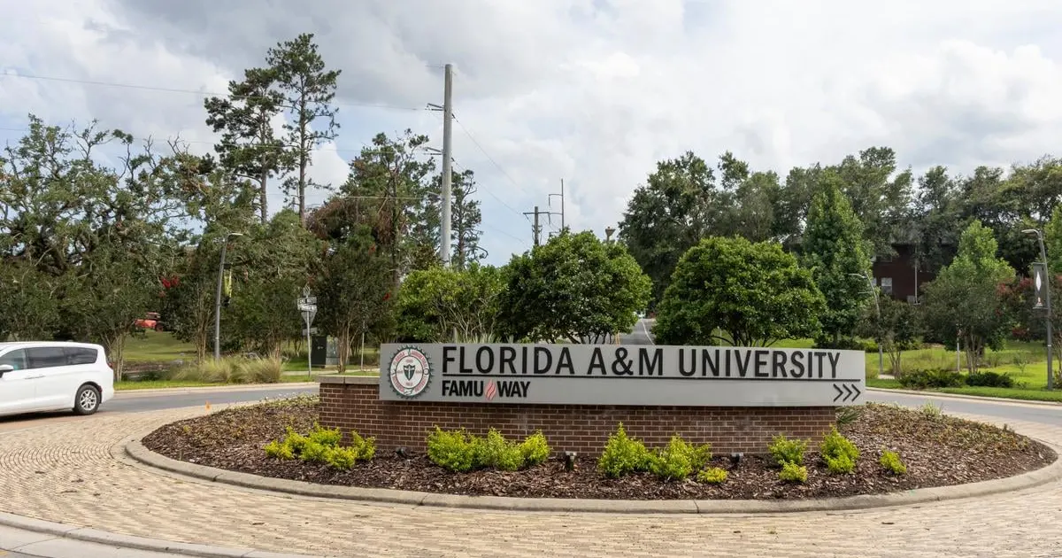 Pri streľbe na Floride utrpelo zranenie viacero ľudí