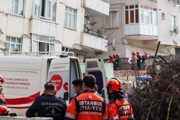 Pri zrútení obytnej budovy došlo k vážnym škodám