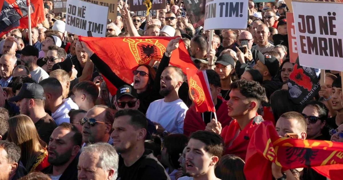 Protesty proti verdiktu nad expredstaviteľmi Kosovskej oslobodzovacej armády
