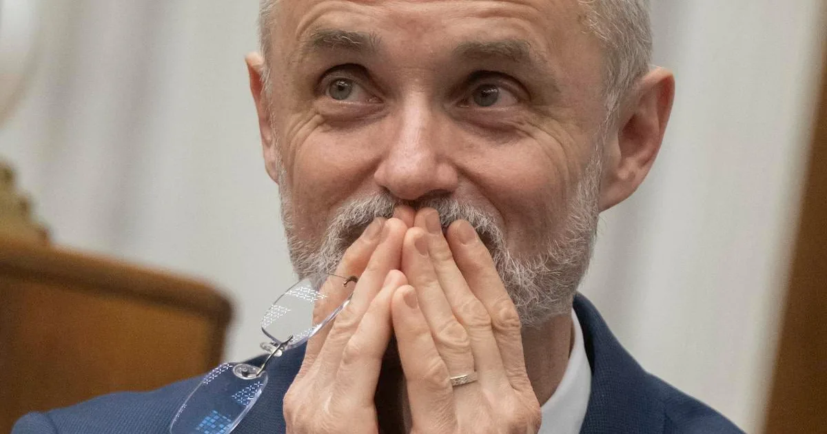 PS: Ministerstvo obrany minie miliardu eur na neobranné projekty