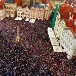 Ruky preč od médií. Babiš neustupuje, ČT a ČRo chystajú štrajk