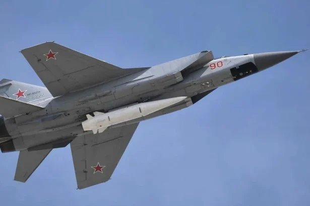 Ruská hypersonická raketa má americkú stopu, Ukrajinci odhalili jej obsah