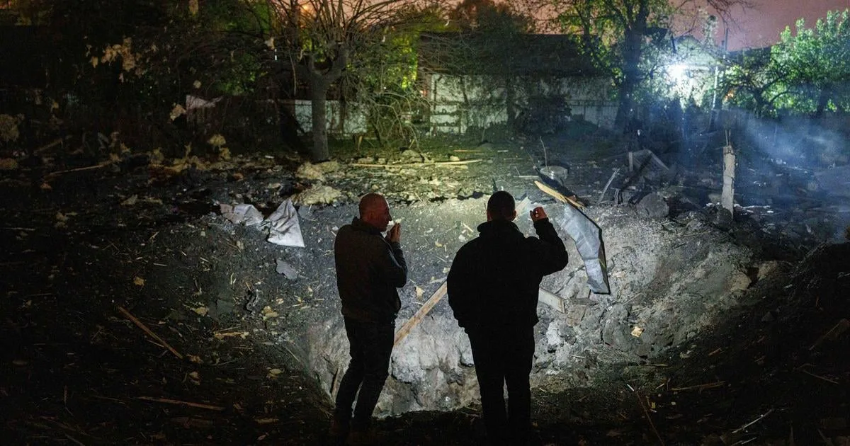 Rusko útočilo raketami na Kyjev, Ukrajina vyslala na Moskovskú oblasť stovky dronov