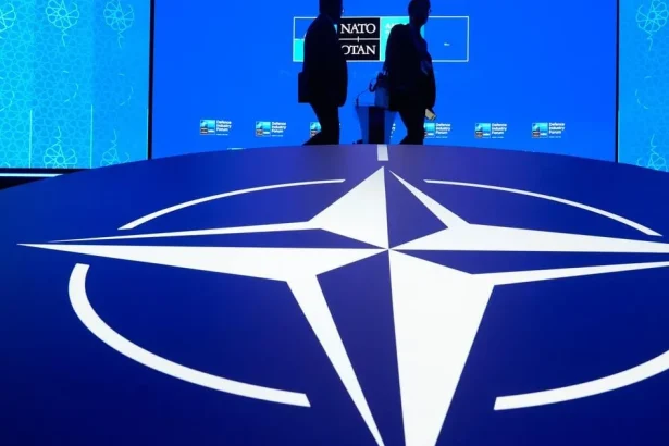 Slovensko-kanadská firma má dodávať informačno-komunikačné technológie pre NATO