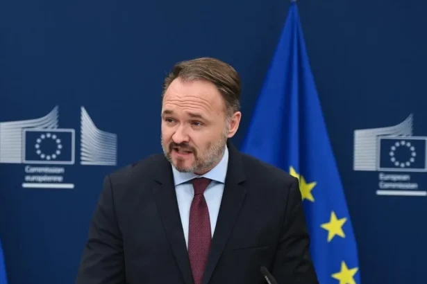 Slovensko zvládne odklon od ruského plynu, eurokomisár vidí viaceré možnosti