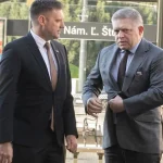 Slyško bude vystupovať, aby bola koalícia funkčná. Smer zrušil avizovanú tlačovku