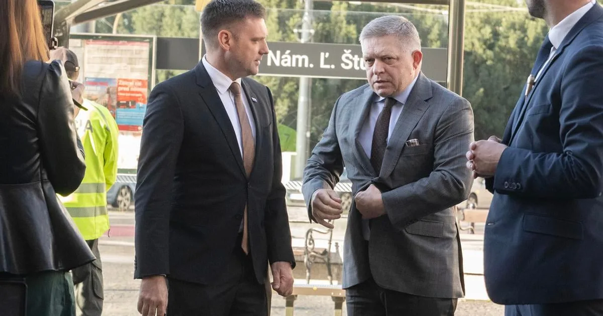 Slyško bude vystupovať, aby bola koalícia funkčná. Smer zrušil avizovanú tlačovku