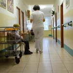 Starnúca populácia čaká na rozšírenie sociálnych služieb v samosprávach