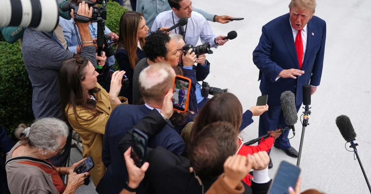 Trump dohodol s Putinom dovoz nafty, po kritike Zelenského žiada nového prezidenta