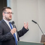 Ústavný právnik: Vláda sa pri rozpočte chytá horúcej pece a dúfa, že to nebude páliť