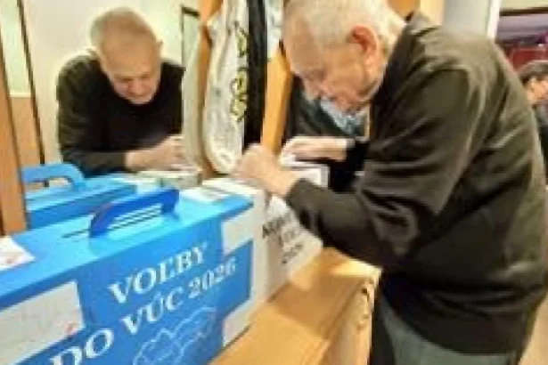 Výsledky volieb v Trenčíne: Volebné miestnosti v kraji sa zatvorili, sčítavajú hlasy