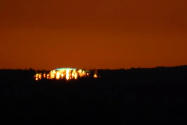 Vzácny úkaz nad mestom: zelený záblesk trval pár sekúnd