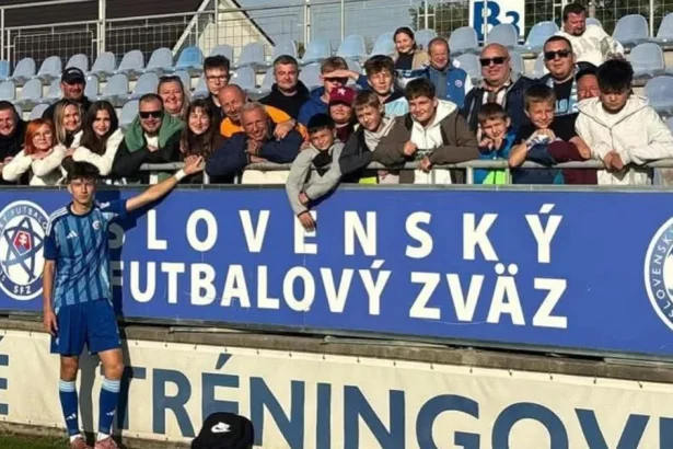 Z dedinského ihriska do mládežníckej Ligy majstrov. Mladý futbalista sníva o Old Trafforde