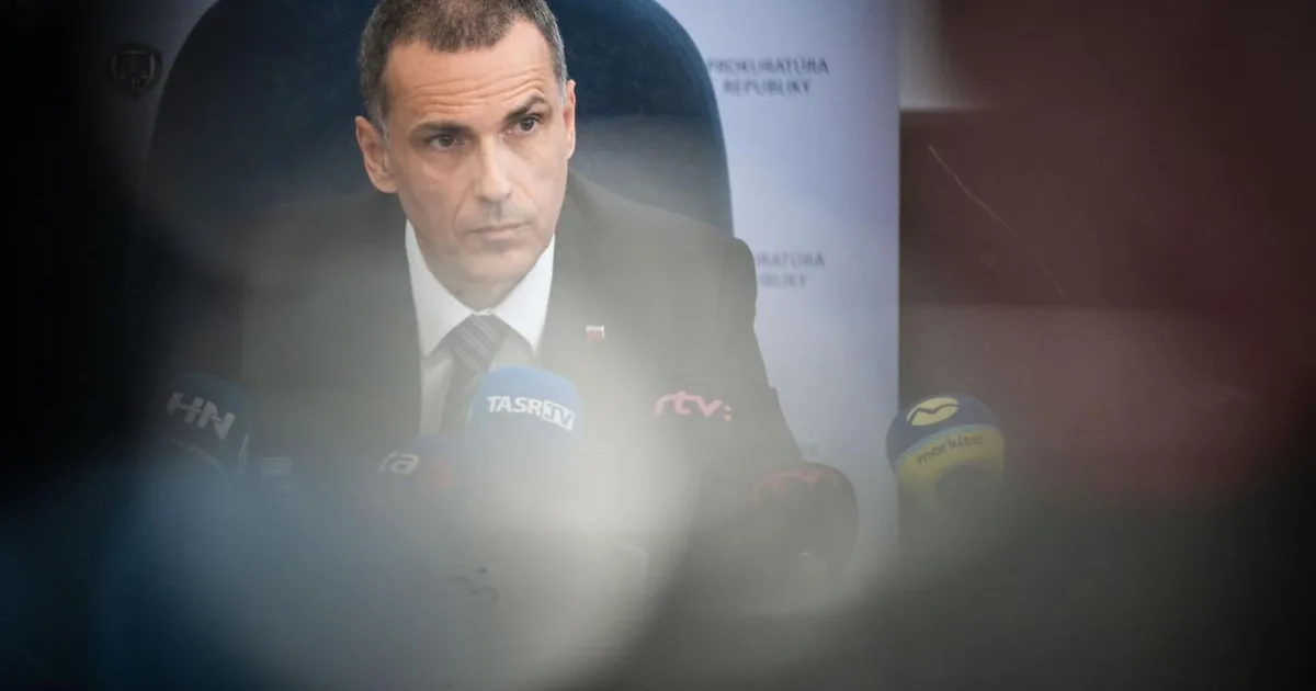 Žilinka kritizuje postup polície pri vyhrážaní sekerou pred školou
