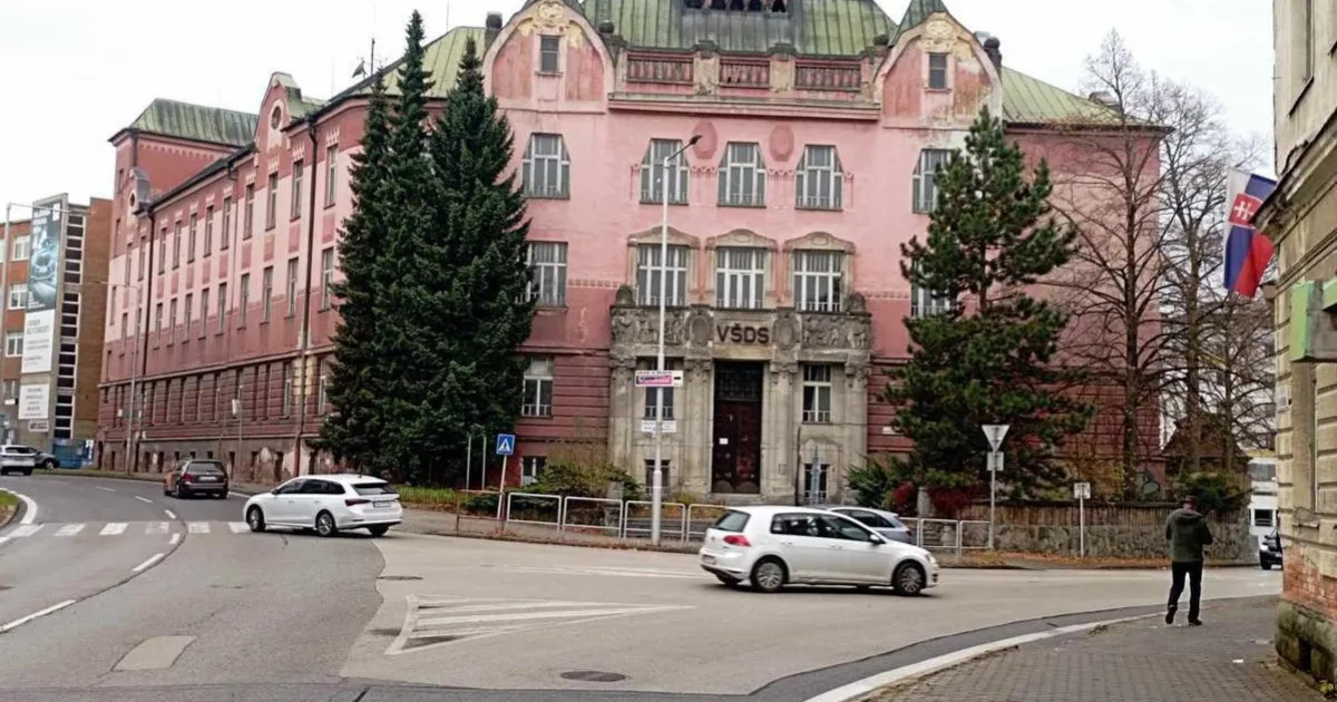 Žilinská univerzita už nechce predať svoju ikonickú historickú budovu