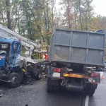Zrážka Tatry s vozidlom poruchovej služby na Bielej hore, jedna osoba sa zranila