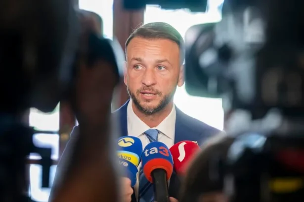 Zriadenie úradu na ochranu oznamovateľov