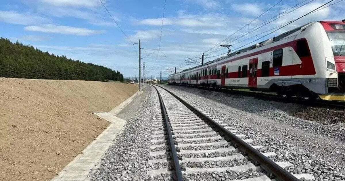 ŽSR odmieta obvinenia opozície: Žiadne triky pri zákazkách, všetko je v poriadku