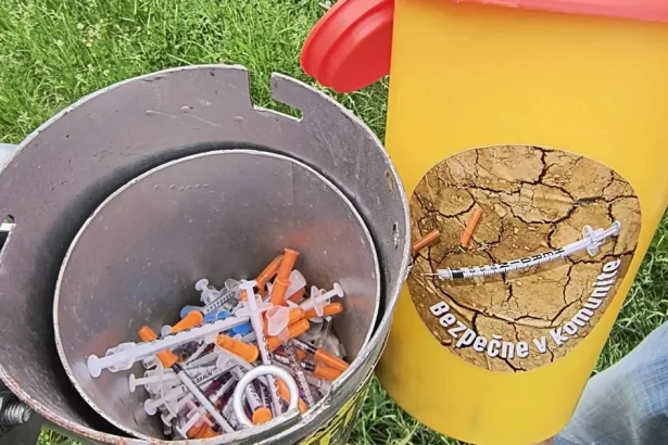 Zvolenské ulice čistia od striekačiek roky. Za deväť mesiacov ich zlikvidovali vyše tisíc